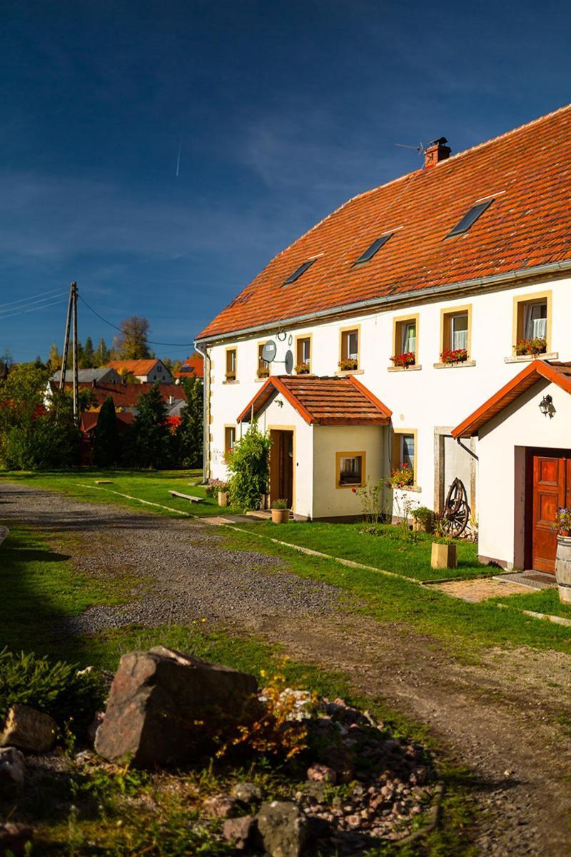 Winnica Agat Świerzawa Esterno foto